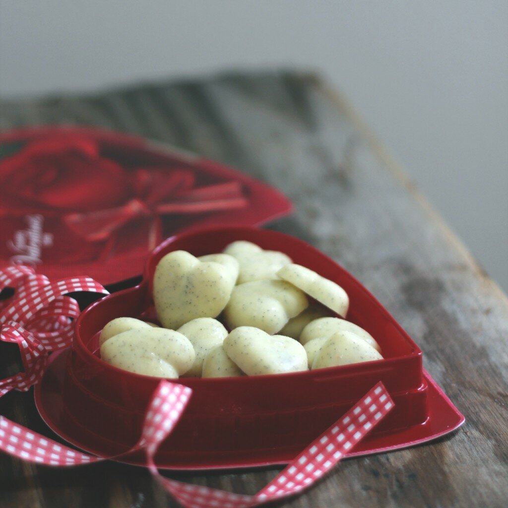 Homemade-white-chocolate-hearts-9